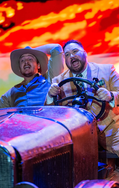 The Sheriff and Mayor in the car