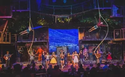 rope stunts at Hatfield & McCoy Dinner Feud