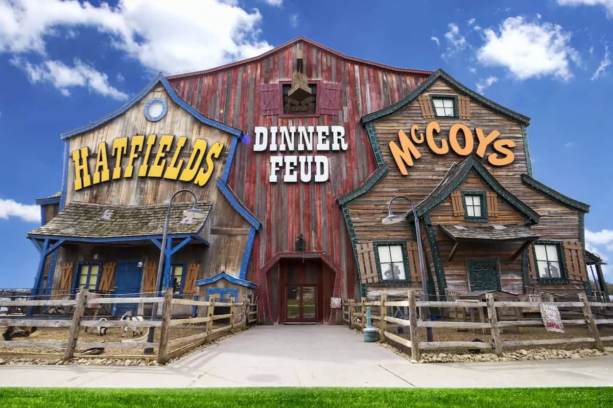 Hatfield and McCoy Dinner Feud in Pigeon Forge