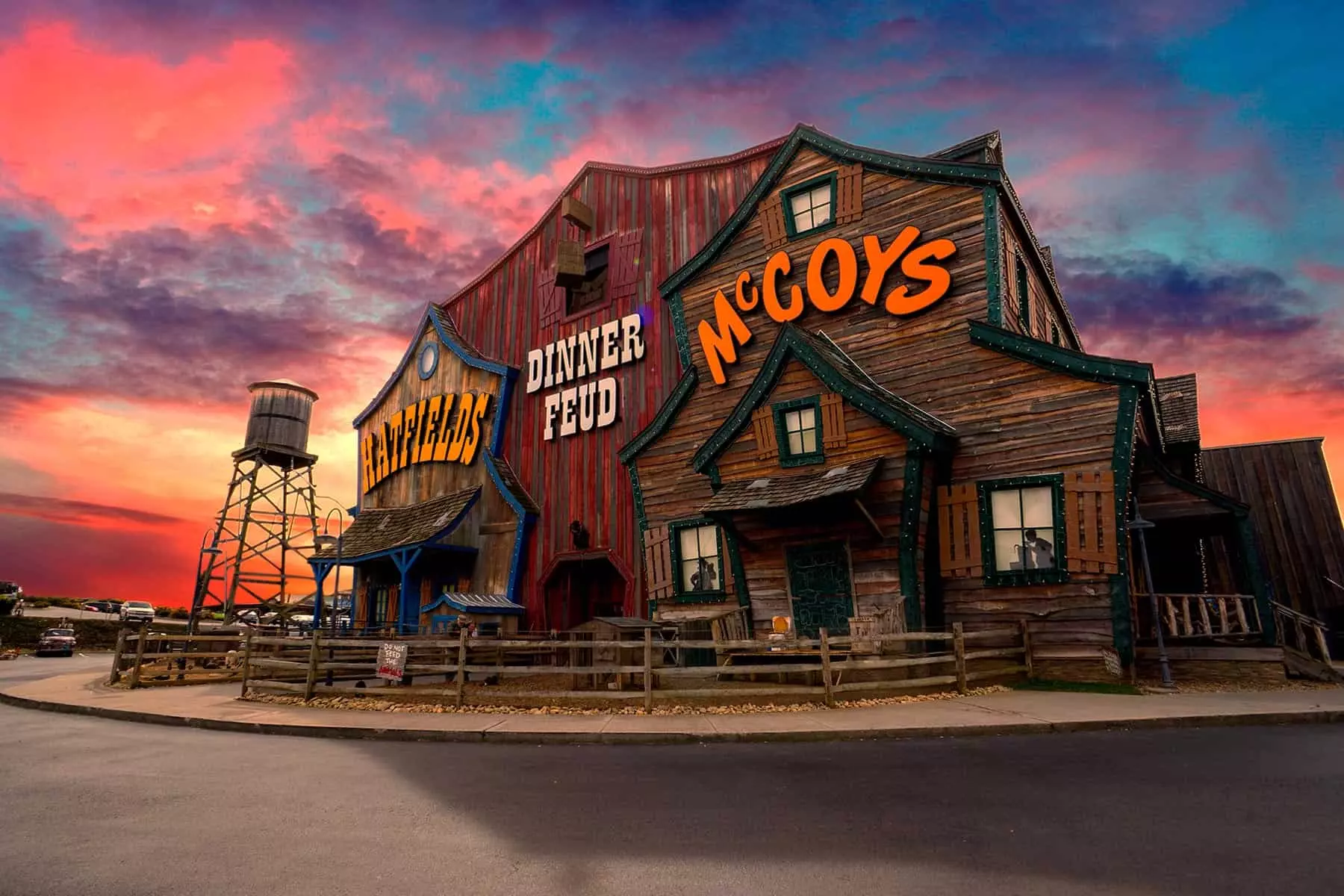 What to Expect at Our Dinner Theater in Pigeon Forge