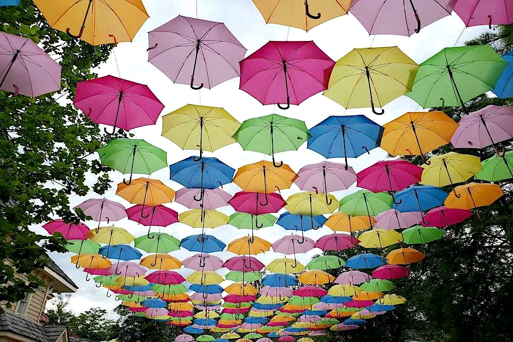 umbrella sky dollywood 1